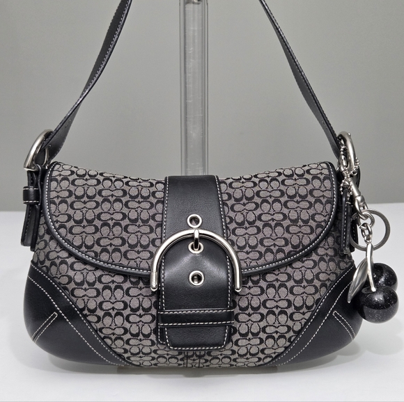 EXCELLENT VINTAGE COACH Y2K MINI SIGNATURE SOHO BUCKLE FLAP SHOULDER BAG 6818 - Picture 2 of 11